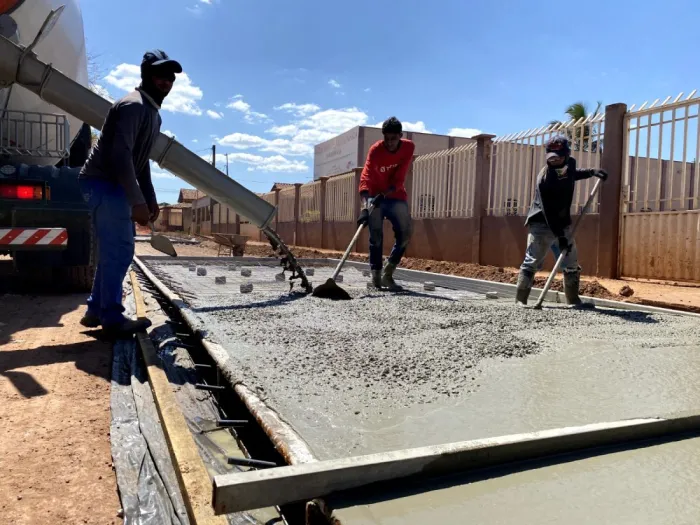 Obras: Estrada do Murumuru recebe pavimentação em concreto 