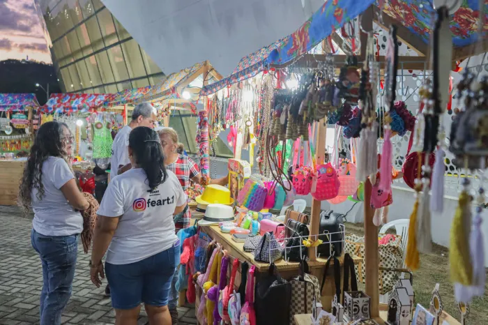 Feiras de economia solidária do Cariri marcam presença nas estações do Complexo Ambiental Caminhos do Horto