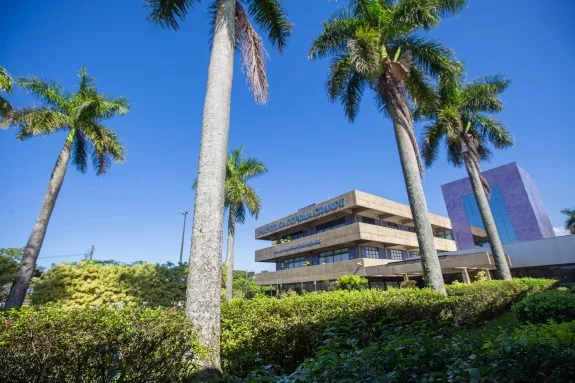 Prefeitura de PG convoca trabalhadores aprovados em concurso para cargos temporários