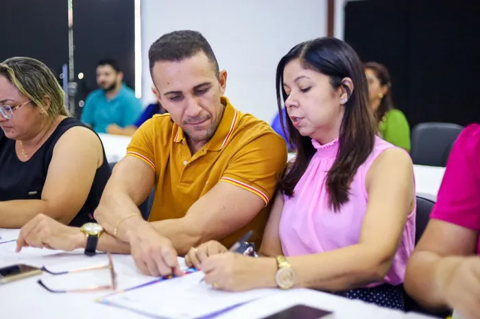 Seduc reúne professores para formação nos projetos Laboratório de Redação e Clube de Leitura