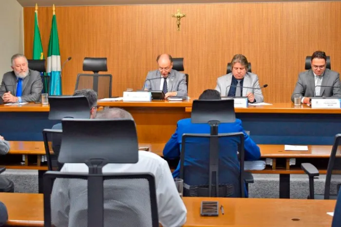 CCJR é transmitida ao vivo e pode ser acompanhada no Plenarinho Nelito Câmara