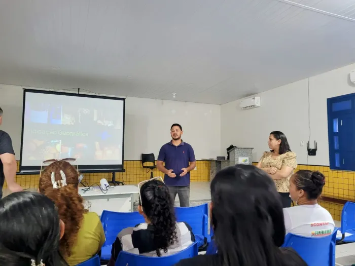 - Encontro para Estruturação da Indicação Geográfica do Artesanato de Cerâmica e Buriti (Foto: Divulgação)