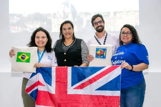 Prefeitura de São Sebastião envia alunos e professores para intercâmbio na Inglaterra