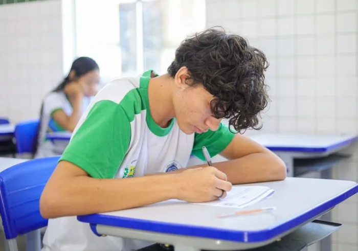 Mais de 9 mil Estudantes Seduc participam das provas na 2ª fase da OBMEP neste sábado (19)