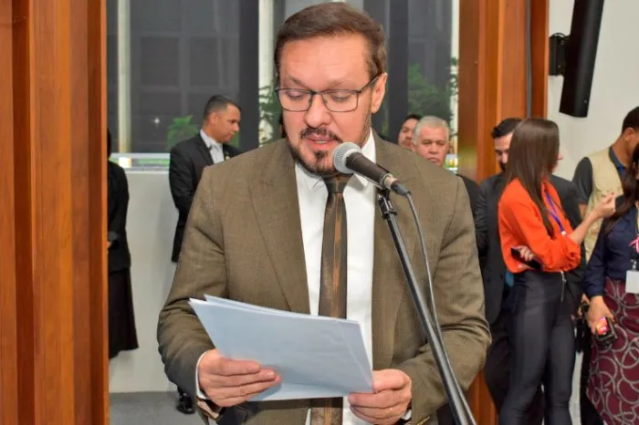 Lucas de Lima enfatiza que a musicoterapia é um importante procedimento terapêutico para o tratamento de diversas síndromes