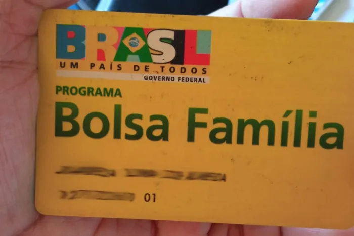 Feira: Mais de 1.500 cartões do Bolsa Família com transação online bloqueada por uso em bets
