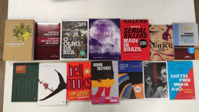 Biblioteca Municipal recebe 527 livros do Siseb