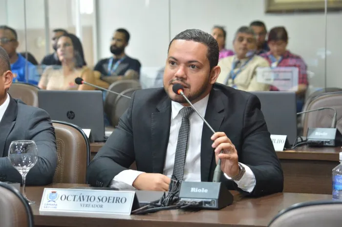 Octávio Soeiro comenta projeto de lei que institui pagamento via pix ou cartão no transporte público