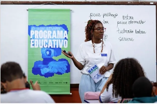 LICC: Alunos da rede municipal de Vitória recebem oficina sobre ecologia marinha