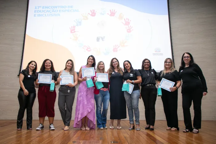 Docentes compartilham experiências no 17º Encontro de Educação Especial e Inclusiva