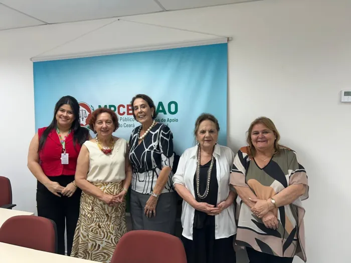 CEE estreita intercâmbio com o MPCE em prol da educação no Ceará