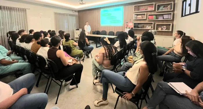Fundação Hospitalar capacita profissionais de saúde sobre prevenção da sífilis gestacional
