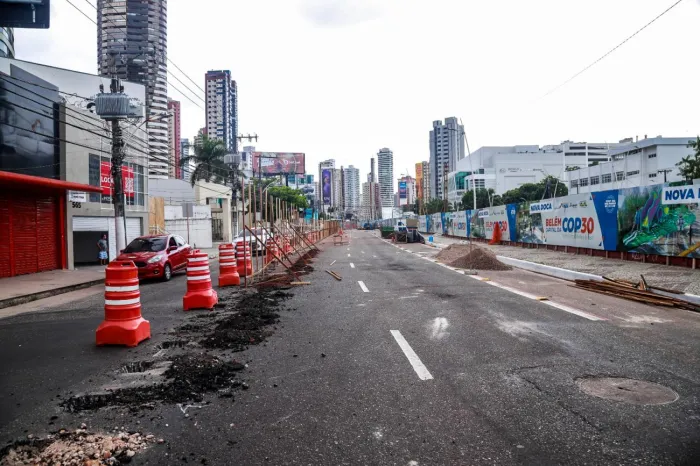 Doca de Souza Franco tem mudanças no trânsito para o avanço seguro das obras