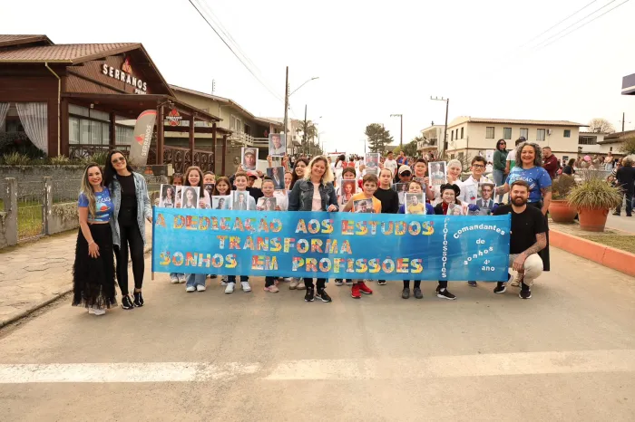 Professoras usam Inteligência Artificial para estimular dedicação e sonhos de estudantes da rede estadual