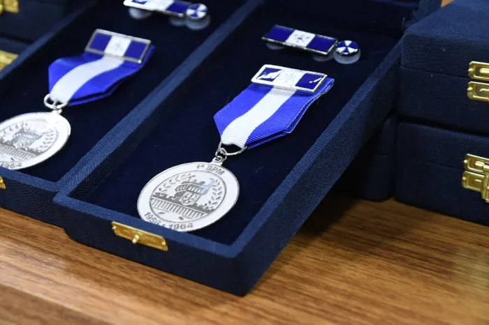 Entrega da medalha “Quartel do Moscoso” marca solenidade do 1º Batalhão