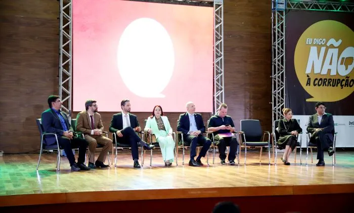 Em parceria com o Ministério Público, Educação lança projeto contra a corrupção