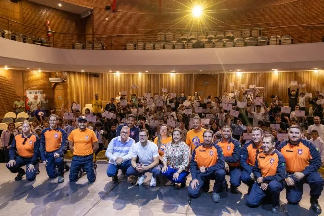Prefeitura de São Sebastião realiza formatura do programa Agente Mirim da Defesa Civil