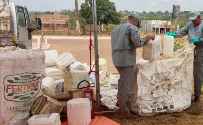 Governo do Tocantins realiza ações do projeto de recebimento itinerante de embalagens vazias de agrotóxicos em três municípios 