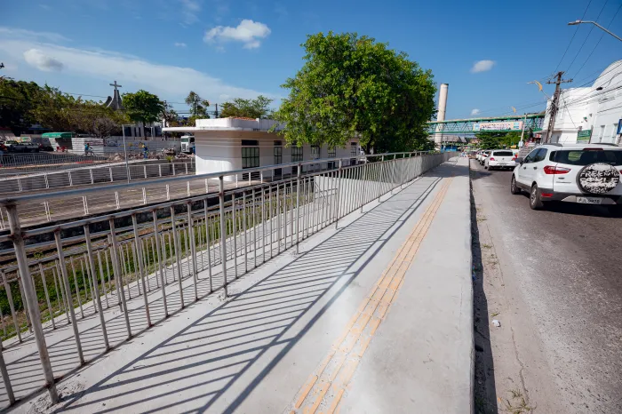 Requalificação da Avenida Eixo Urbano Central atinge 65% de execução