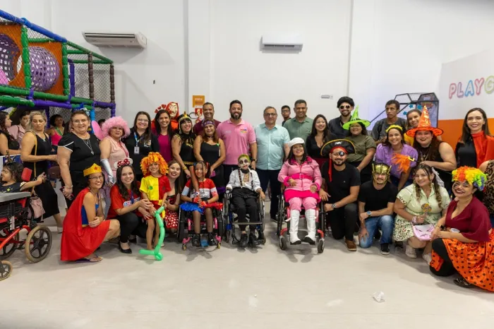 - Bailinho envolveu crianças atendidas no Shopping da Criança e Serviço Travessia (Foto: Divulgação)