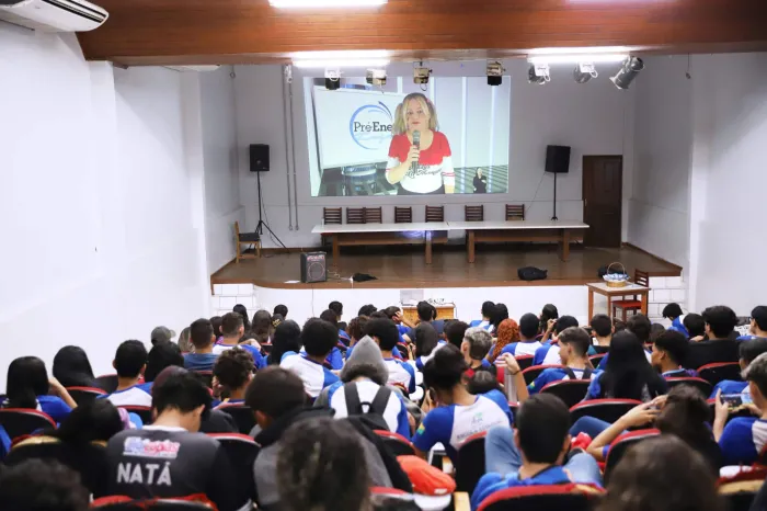 Educação promove live especial com aulão de matemática e ciências da natureza para inscritos no Enem