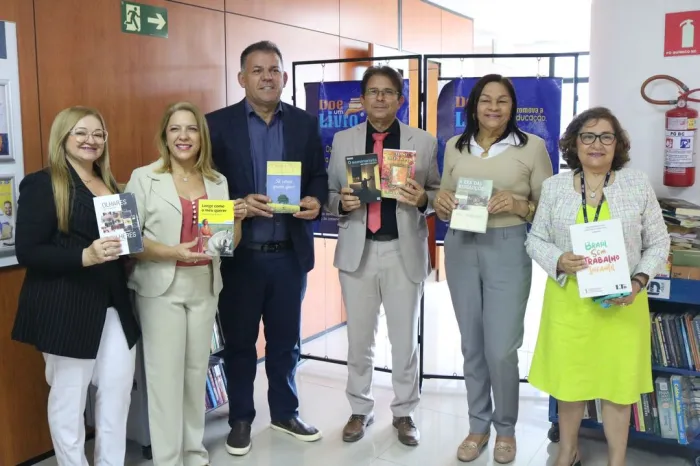 TRT-22 faz doação de 470 livros para unidades prisionais do Piauí