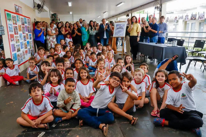 EM Castelo do Bosque é revitalizada para atender alunos e comunidade