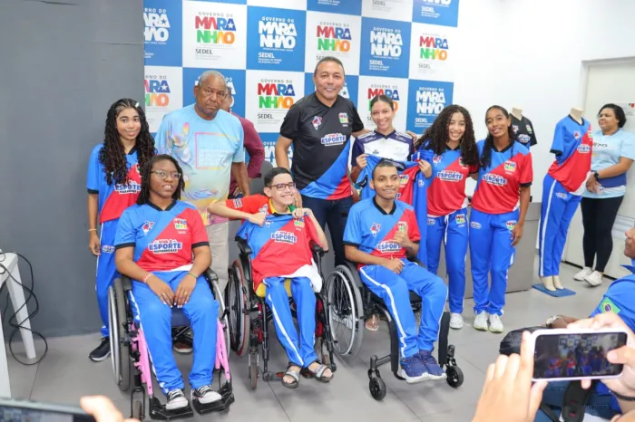 Governo do Maranhão entrega uniformes para atletas e paratletas que vão participar dos Jogos da Juventude e Paralímpiadas Escolares