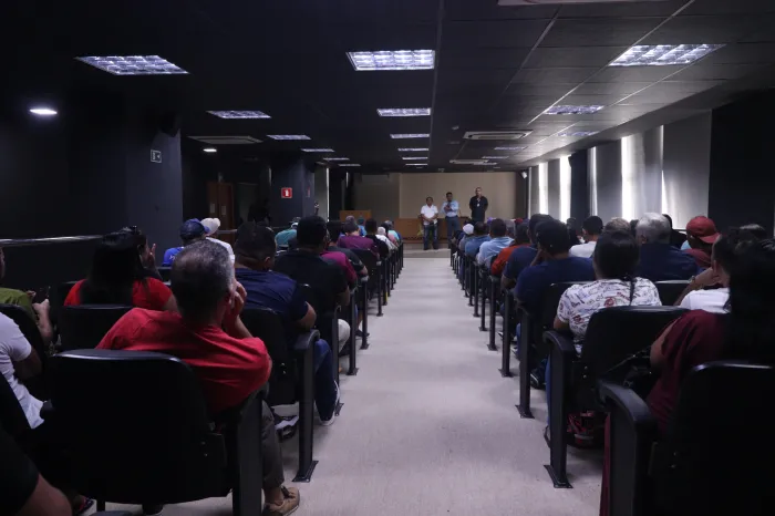 - Sagrima capacita alunos em boas práticas de manipulação de alimentos (Foto: Júlia Pacifico)