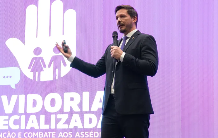 - Secretário Raul Cancian Mochel ministrou a palestra “Assédio no Serviço Público