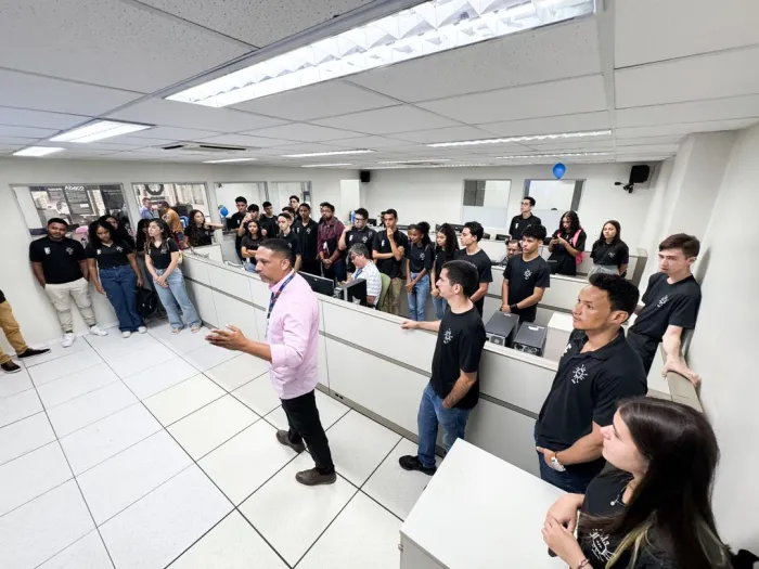 Etipi recebe estudantes de Angical do Piauí para experiência imersiva em tecnologia