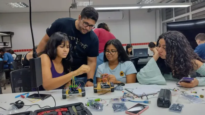 Olimpíada de Robótica é uma excelente oportunidade para que os jovens possam apresentar suas criações (Foto: Secti)