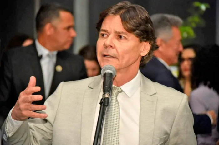 Paulo Duarte solicita criação de salas de apoio de amamentação em órgãos públicos