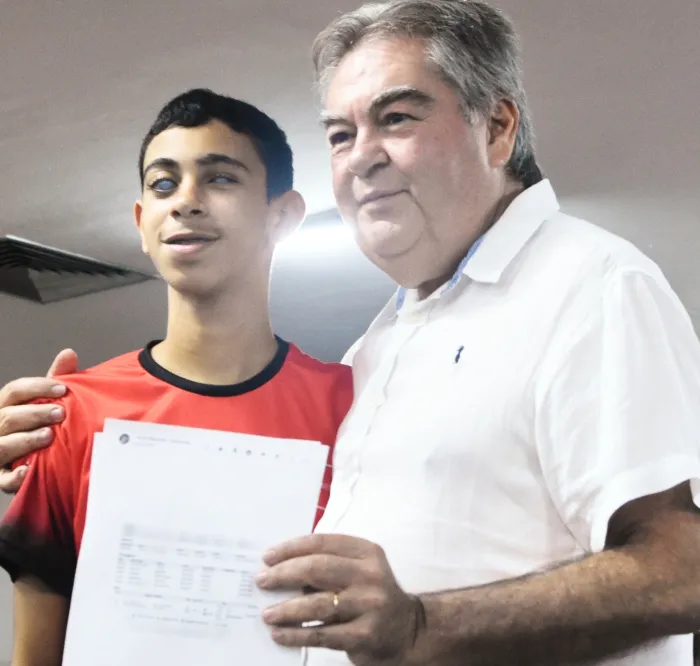 Sejel entrega passagens aéreas e uniformes à delegação da Paraíba nas Paralimpíadas Escolares