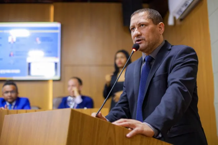Marquinhos agradece reeleição e destaca trabalho de colegas de parlamento
