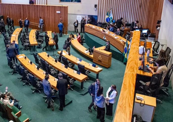 Operação Contragolpe domina pronunciamentos em plenário nesta terça-feira (19)