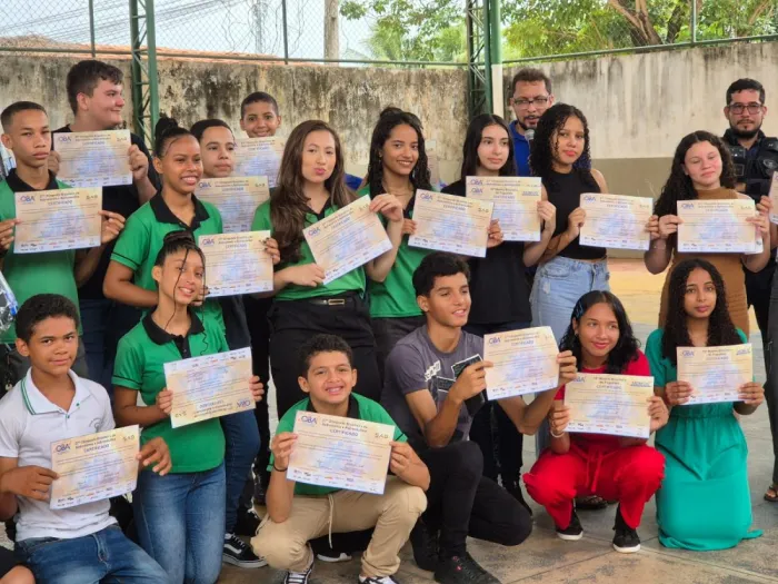 Educação: Alunos da Escola Josineide Tavares recebem certificados da Olimpíada Brasileira de Astronomia e da Mostra Brasileira de Foguetes
