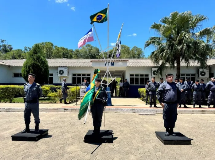 Academia de Polícia Militar do Espírito Santo Celebra o Dia da Bandeira