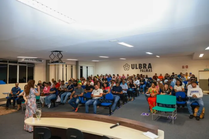 Servidores participam de capacitação sobre doenças transmitidas pelo Aedes aegypti e mosquito-pólvora