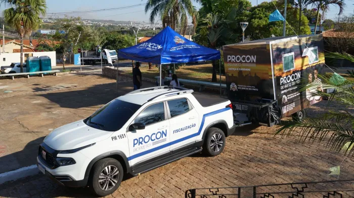 Procon Móvel atende consumidores na Feira do Solo neste domingo