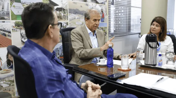 Prefeito Edinho Araújo assina contrato de empréstimo de R$ 649 milhões