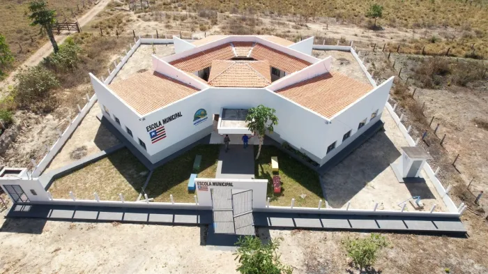 Governo do Maranhão fortalece investimentos em obras de mobilidade e educação para São Francisco do Brejão