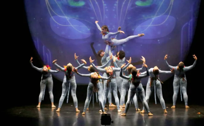 Seduc apresenta o espetáculo “Entre o Tempo” do Balé Popular do Tocantins