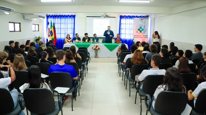 ECIT Raul Córdula promove primeiro Congresso Técnico em Análises Clínicas e Biotecnologia