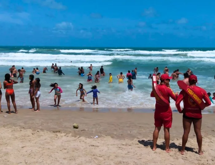 “Vai dar praia?” Ceará tem 56 trechos próprios para banho; saiba quais
