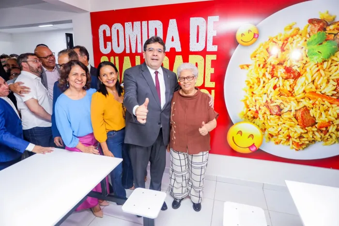 Rafael Fonteles entrega Restaurante Popular do Dirceu e garante outros quatro em Teresina e Parnaíba