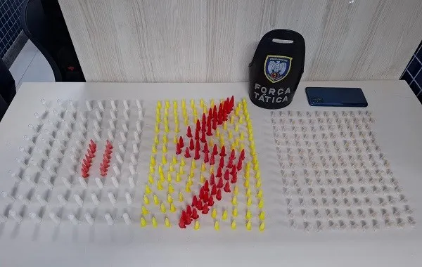 Força Tática do 4º BPM apreende entorpecentes em Vila Velha