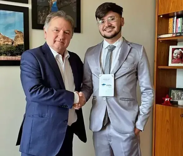 Estudante de Direito da Uespi participa de programa na Câmara dos Deputados e destaca projeto de inclusão educacional