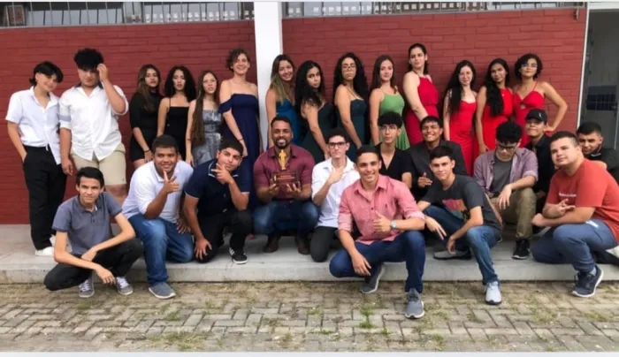 ECIT João Roberto Borges de Souza, de João Pessoa, conquista prêmio no concurso “Colegio del Año en Español”