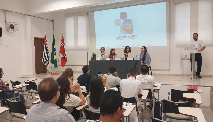 Encontro discute o fortalecimento do transporte escolar em Rio Preto